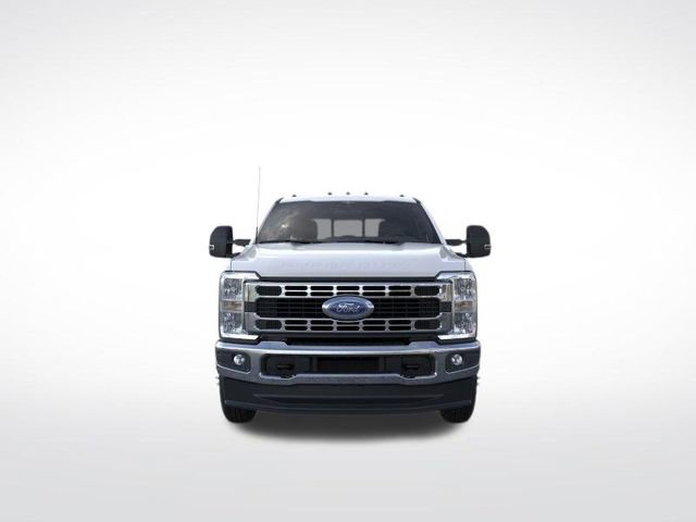 New 2026 Ford F350 XL w/ XL Chrome Package image 7