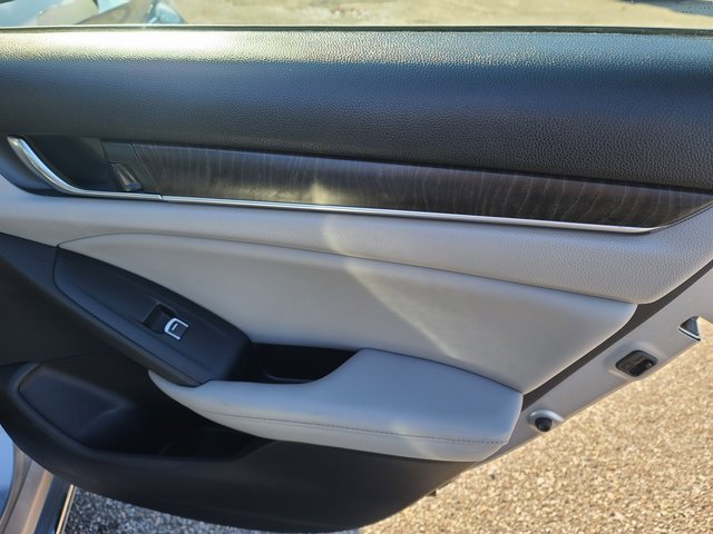 Used 2019 Honda Accord EX-L image 19