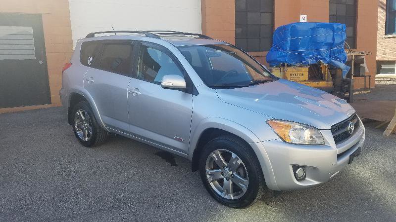 Used 2011 Toyota RAV4 Sport w/ Sport Appearance Pkg AWD/4WD image 4