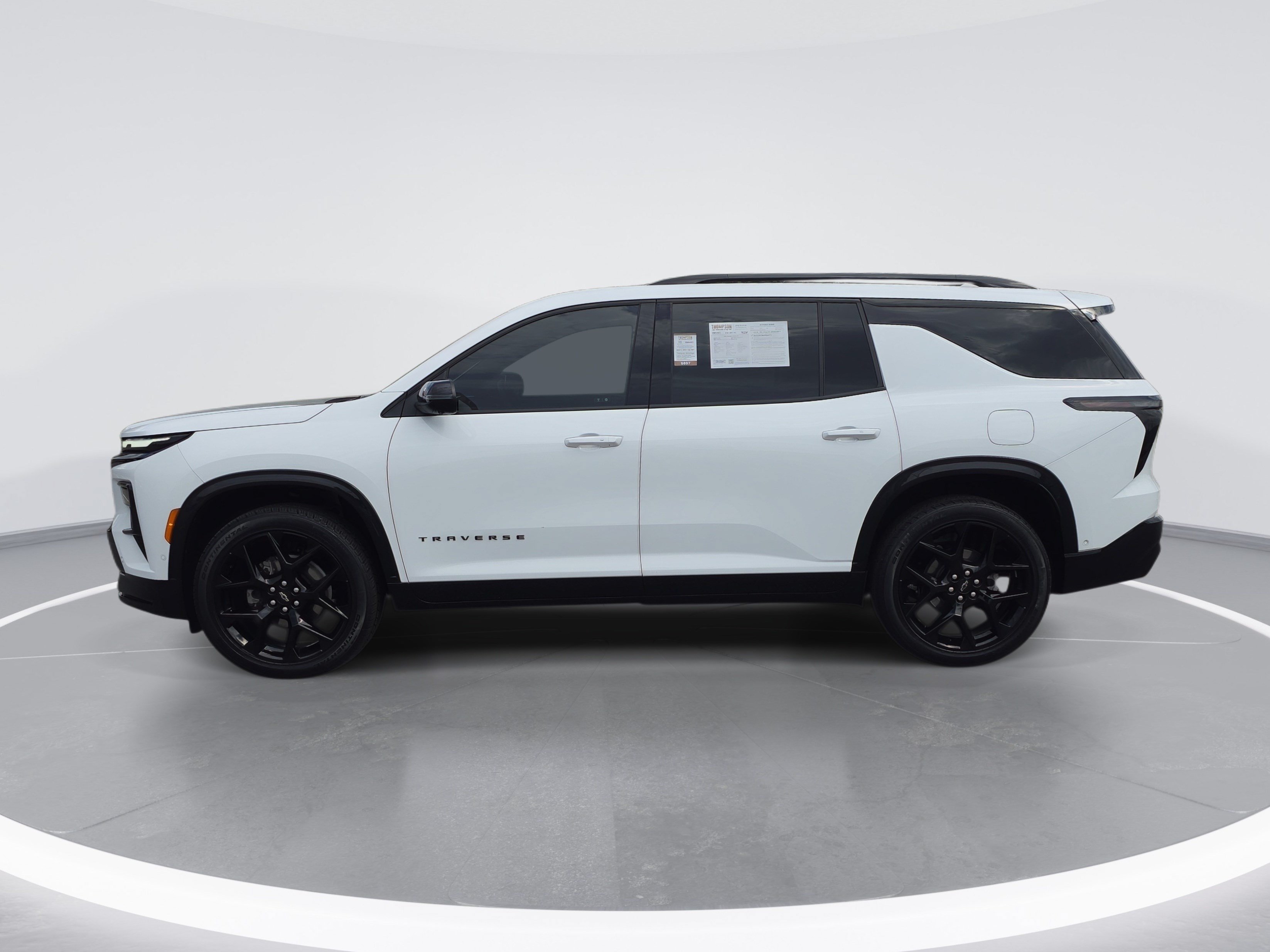 Used 2024 Chevrolet Traverse RS FWD image 6