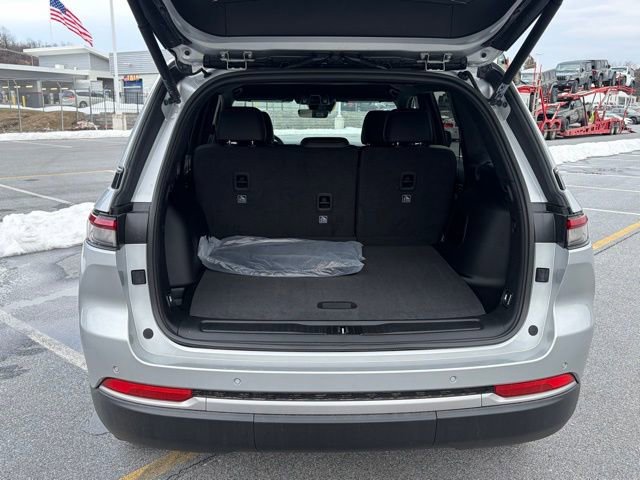 New 2026 Jeep Grand Cherokee Limited image 7