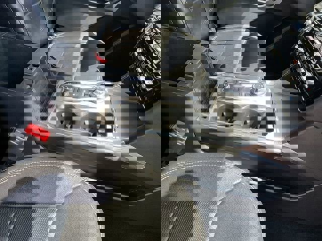 Used 2023 Ford Explorer Limited image 17