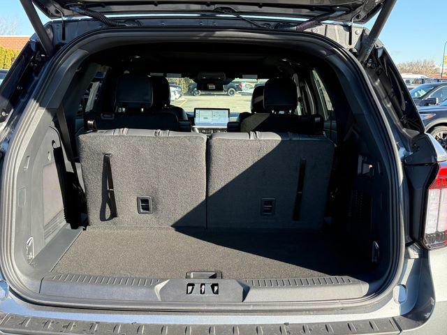 New 2026 Ford Explorer ST-Line image 5