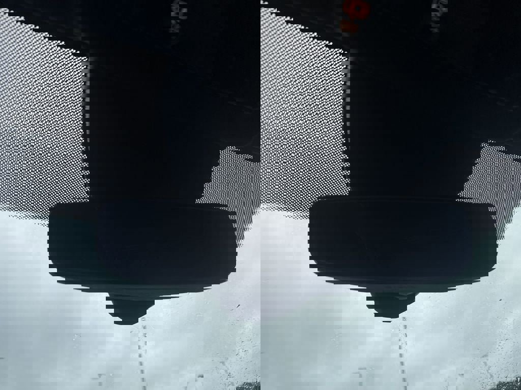 New 2025 Volkswagen ID.4 Pro S Plus image 34