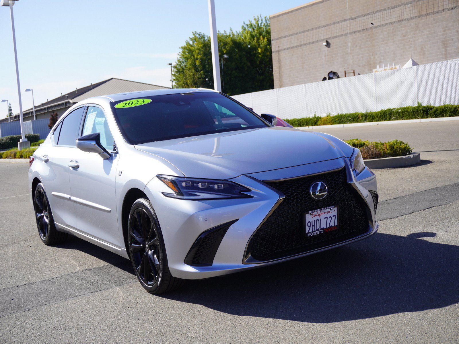 Used 2023 Lexus ES 350 F Sport w/ Accessory Package (Z2)