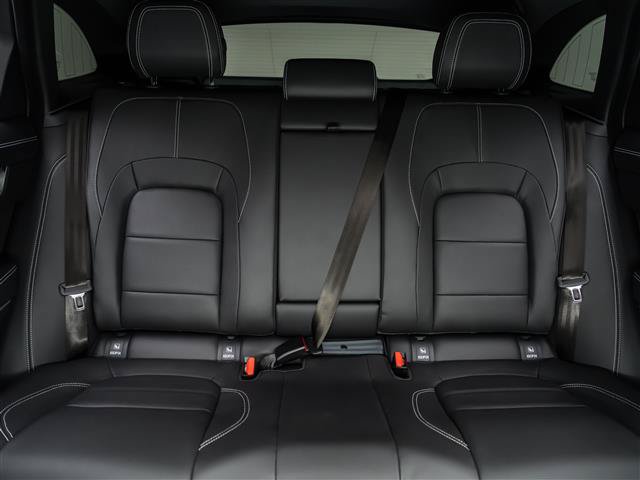 New 2026 Jaguar F-PACE R-Dynamic S AWD/4WD image 17