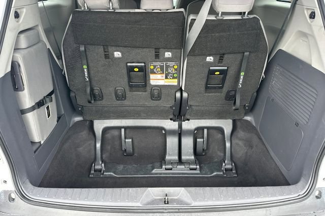 Used 2023 Toyota Sienna LE image 18