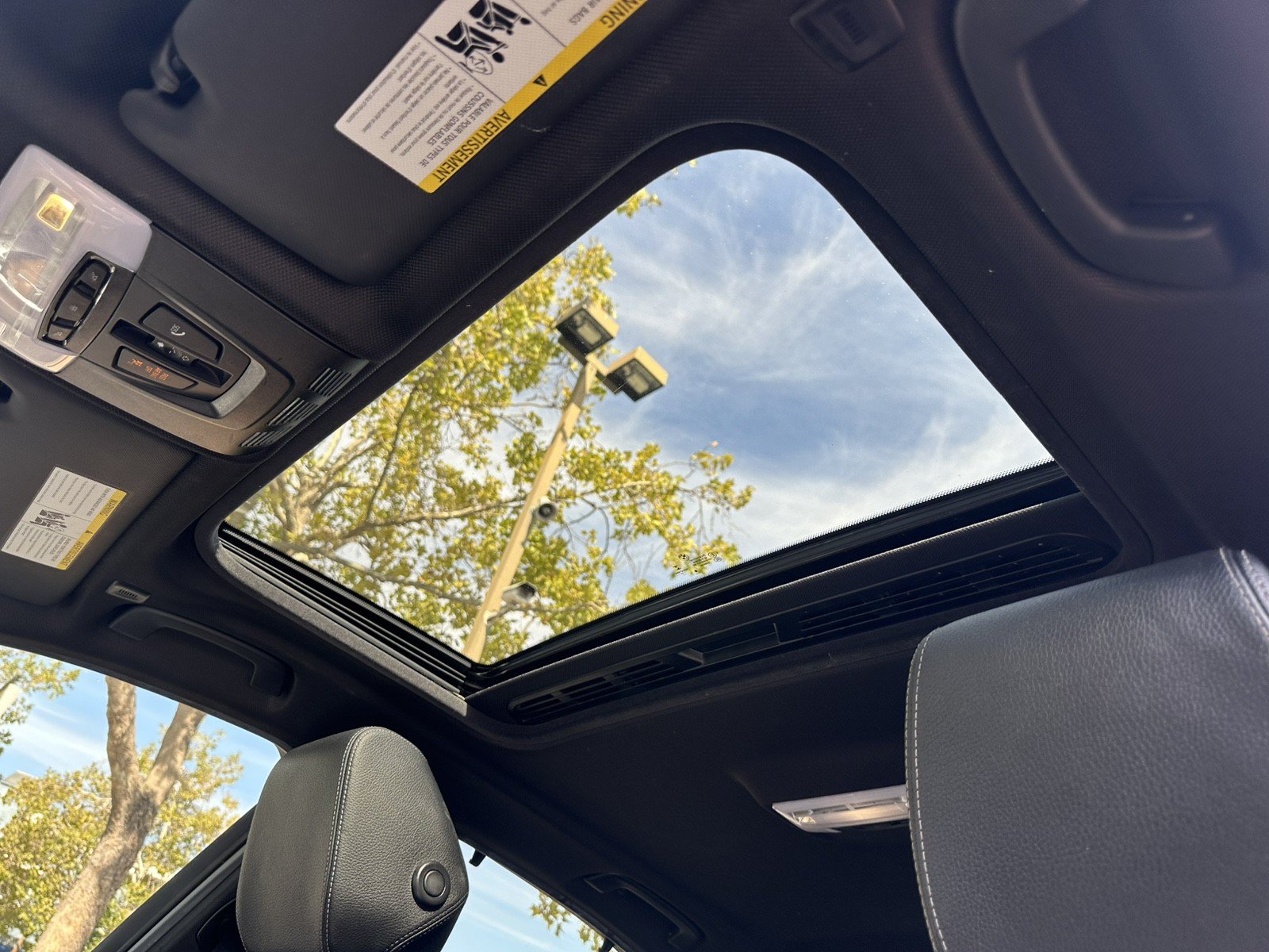 Used 2018 BMW 330e RWD image 29