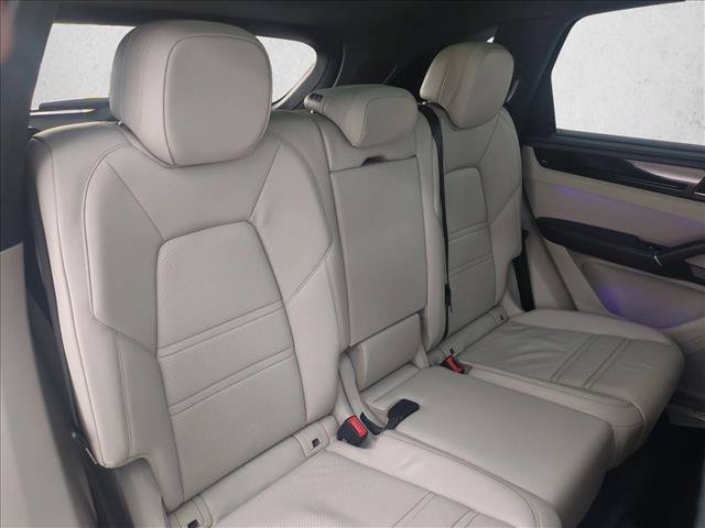 Used 2019 Porsche Cayenne S AWD/4WD image 23