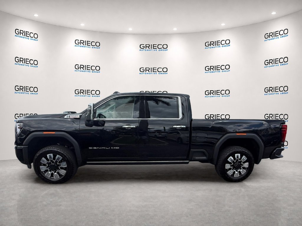 Used 2024 GMC Sierra 2500 Denali w/ Denali Reserve Package AWD/4WD image 4