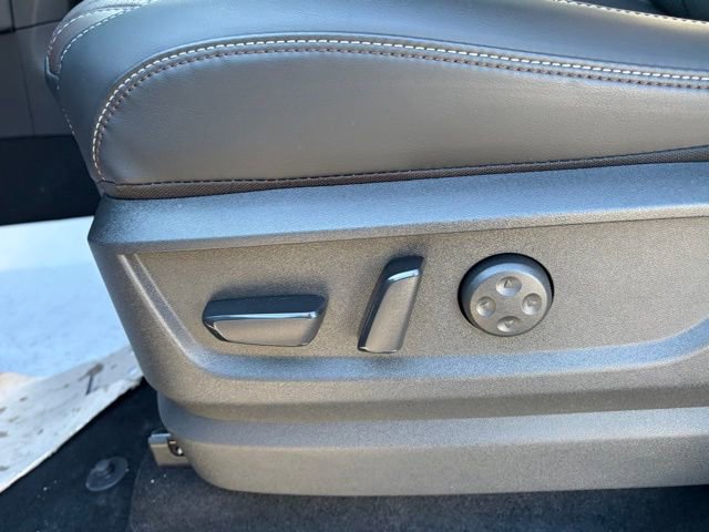 New 2026 Nissan Armada Platinum image 17