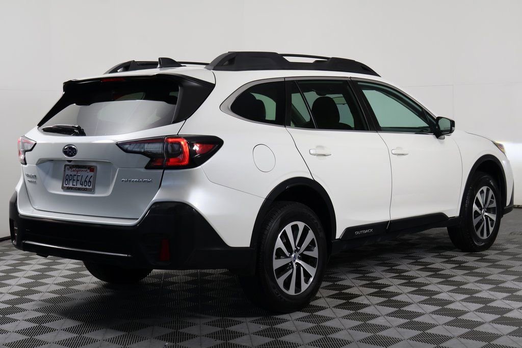 Used 2020 Subaru Outback 2.5i image 4