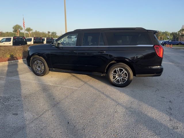 Used 2025 Ford Expedition Max Active image 8