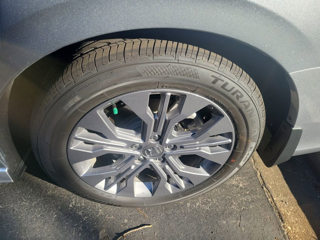 Used 2026 Honda Odyssey Touring image 16