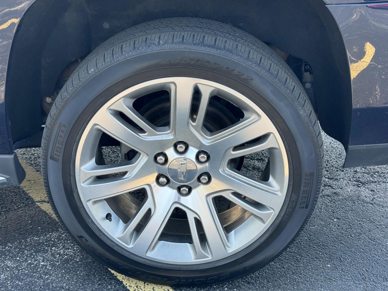 Used 2019 Cadillac Escalade ESV Luxury image 9