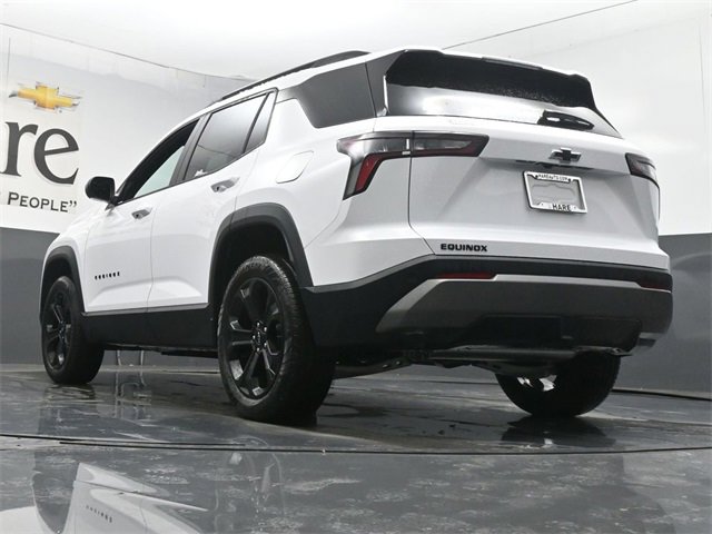 New 2026 Chevrolet Equinox LT w/ Midnight Edition image 5