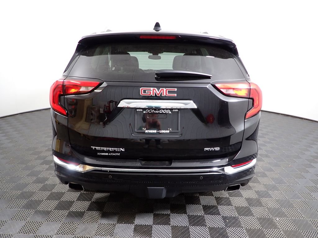Used 2020 GMC Terrain Denali w/ Denali Premium Package AWD/4WD image 15