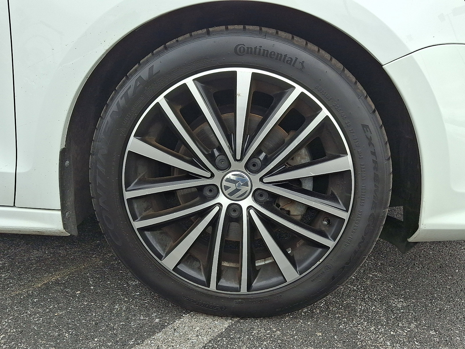 Used 2016 Volkswagen Jetta Sport w/ Lighting Package image 8