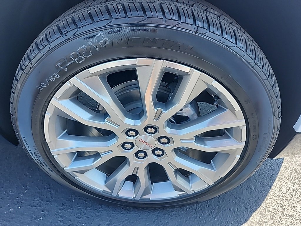 New 2026 GMC Acadia Denali w/ Super Cruise Package image 10