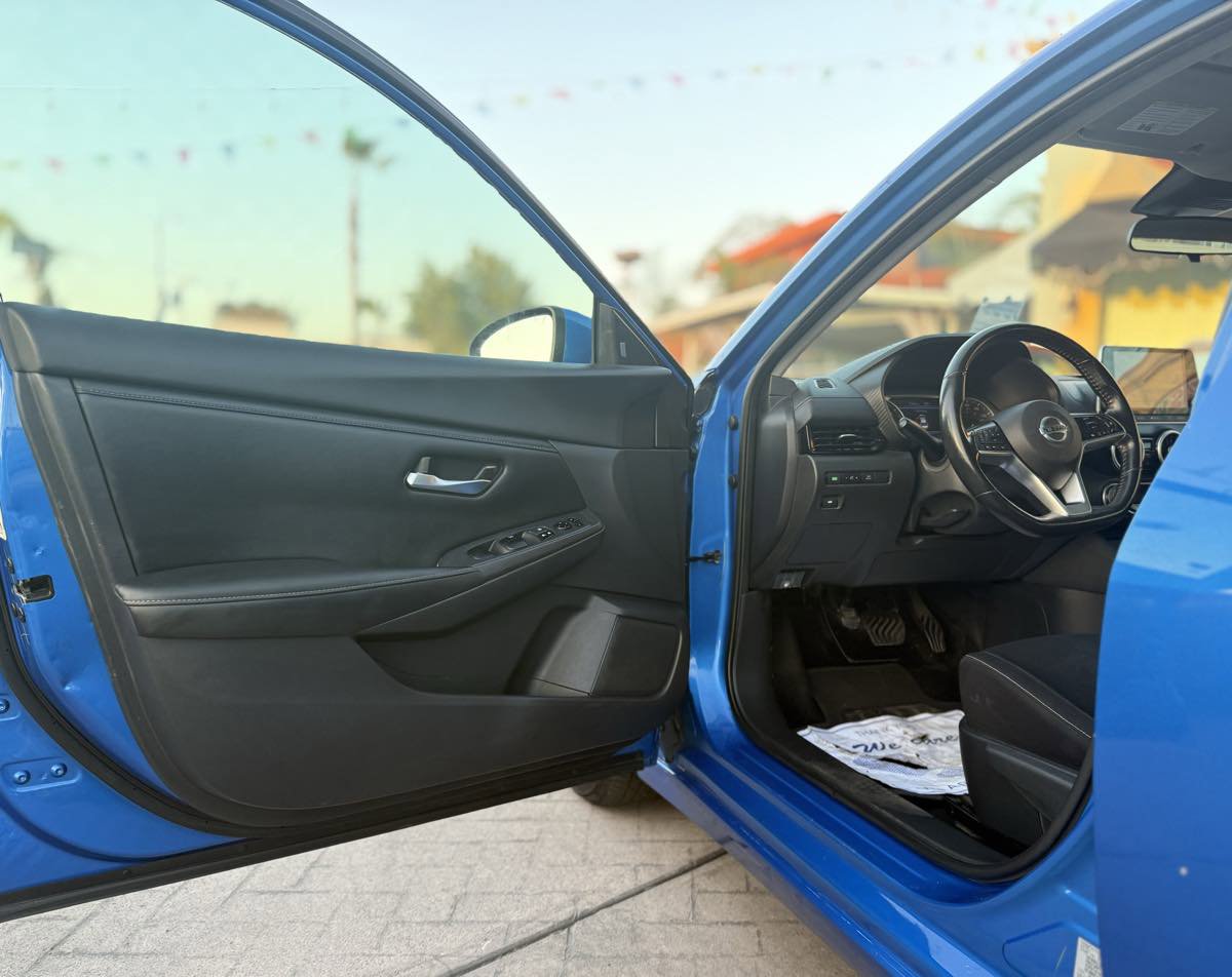 Used 2021 Nissan Sentra SV image 28