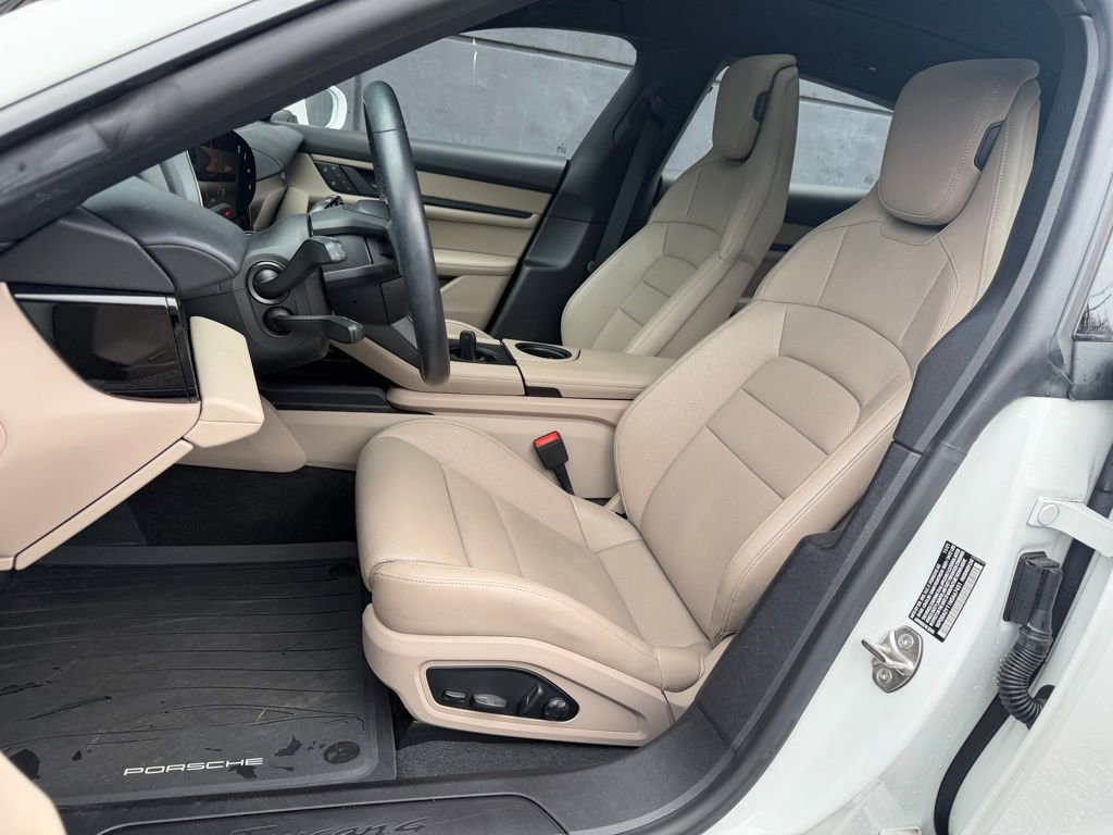 Certified 2022 Porsche Taycan 4 Cross Turismo image 16