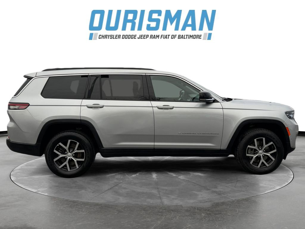 Used 2024 Jeep Grand Cherokee L Limited w/ Luxury Tech Group II image 7