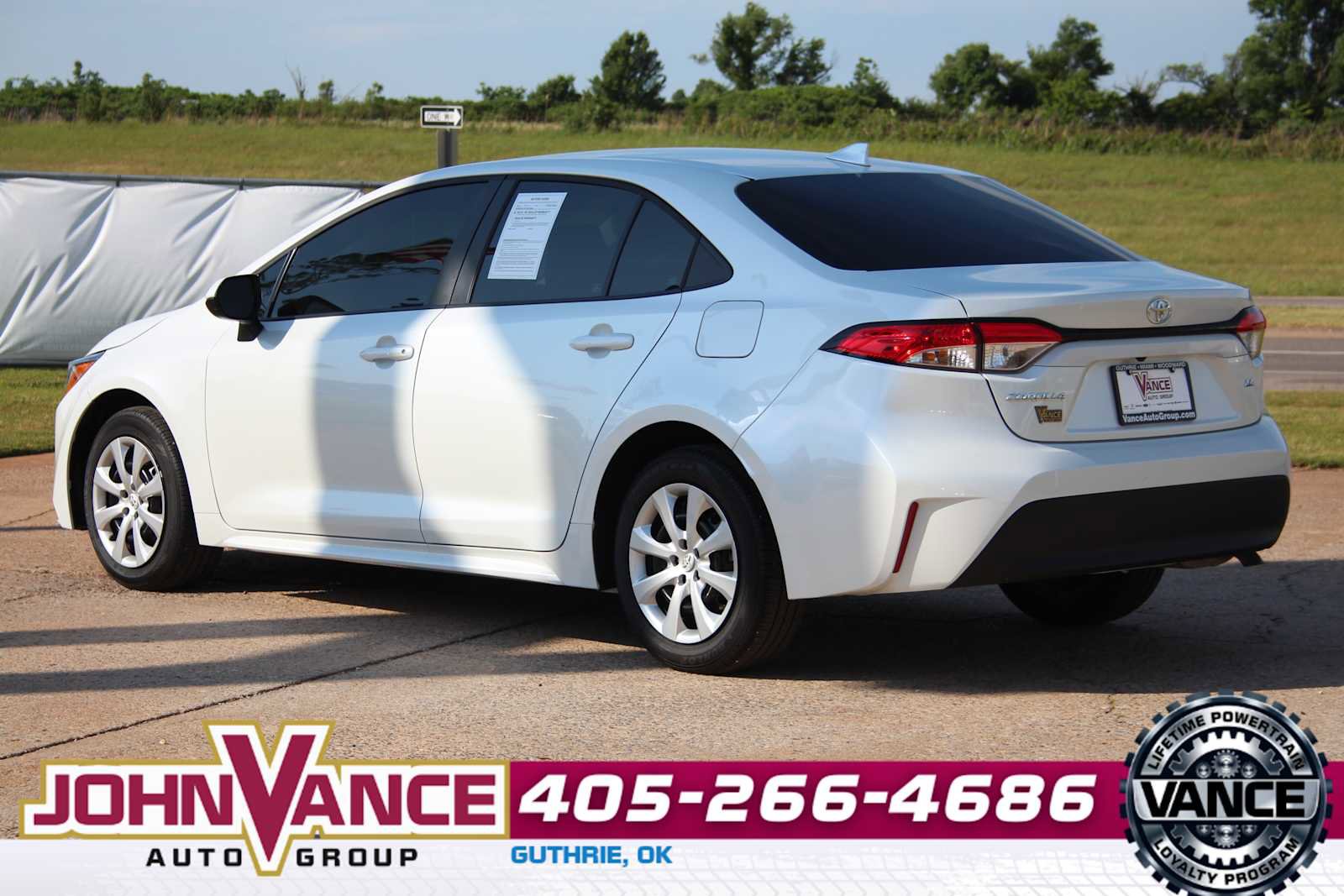 Used 2026 Toyota Corolla LE FWD image 7