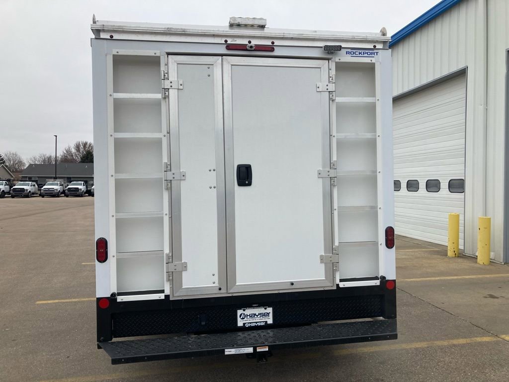 New 2026 GMC Savana 4500 w/ Power Convenience Package RWD image 3