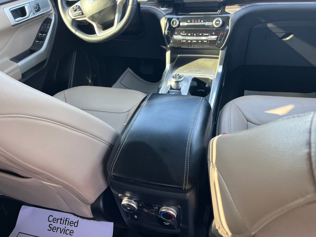 Used 2021 Ford Explorer Limited w/ Equipment Group 301A image 29