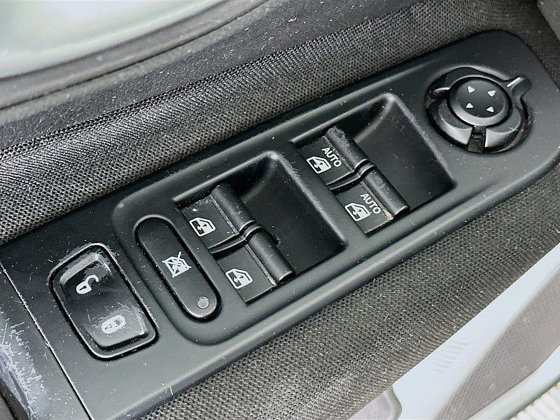 Used 2020 Jeep Renegade Sport FWD image 18