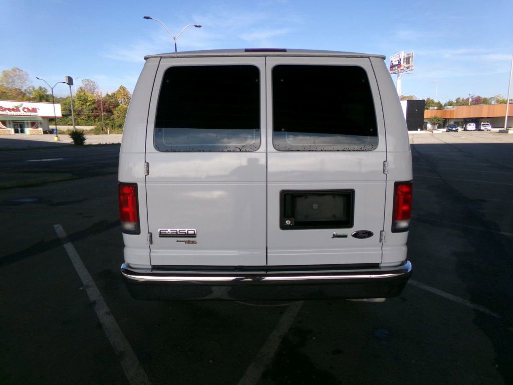 Used 2014 Ford E-350 and Econoline 350 XLT image 7