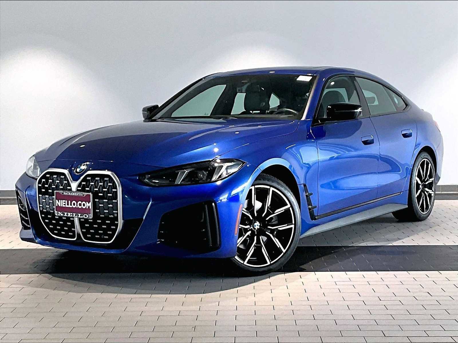 Used 2025 BMW 430i xDrive w/ M Sport Package