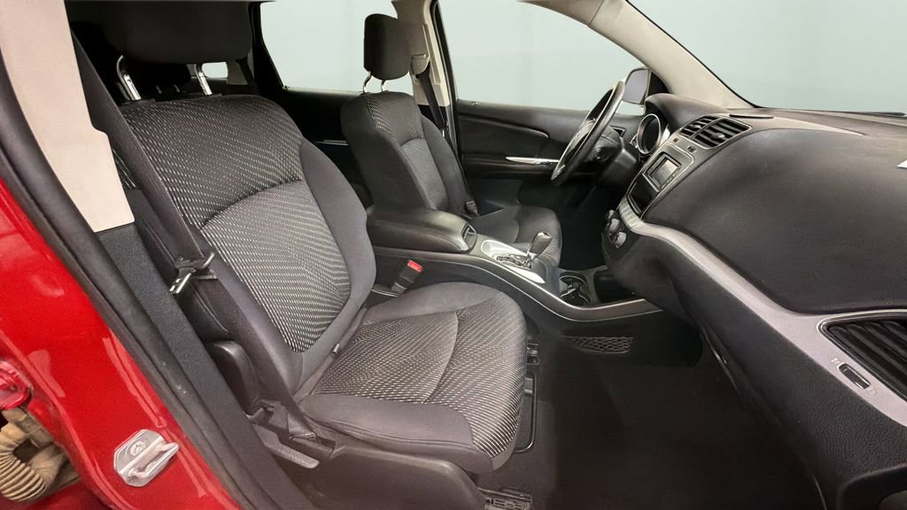 Used 2014 Dodge Journey SXT w/ Flexible Seating Group AWD/4WD image 9