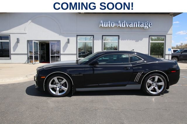 Used 2010 Chevrolet Camaro SS w/ RS Package RWD image 3