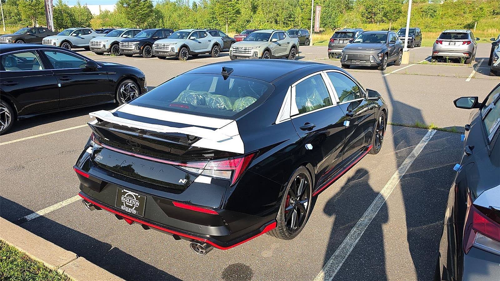 New 2026 Hyundai Elantra N FWD image 7