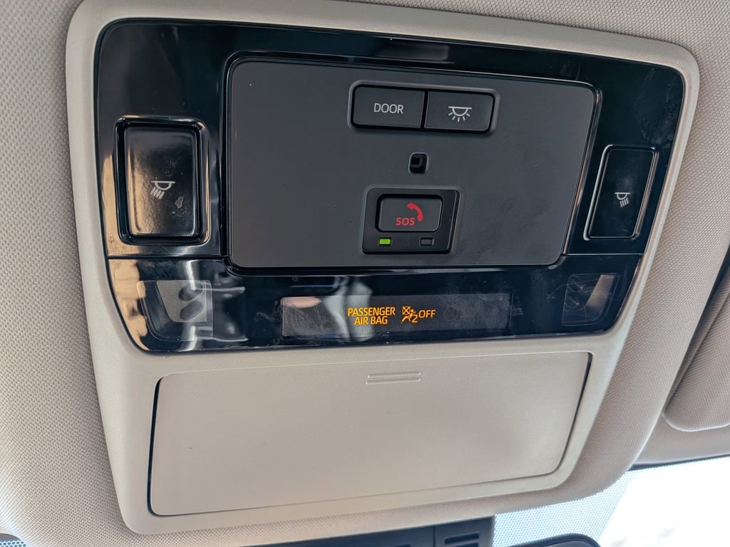 Certified 2024 Toyota Grand Highlander XLE image 24