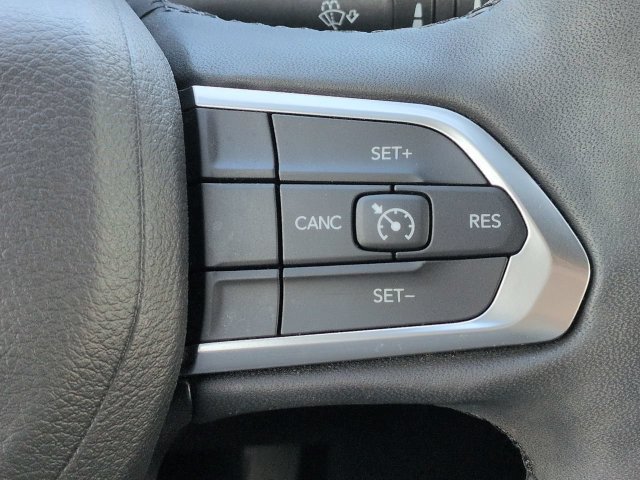 Certified 2023 Jeep Compass Latitude w/ Convenience Group AWD/4WD image 26