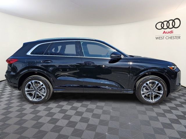 Certified 2025 Audi Q5 Premium w/ Convenience Package image 7