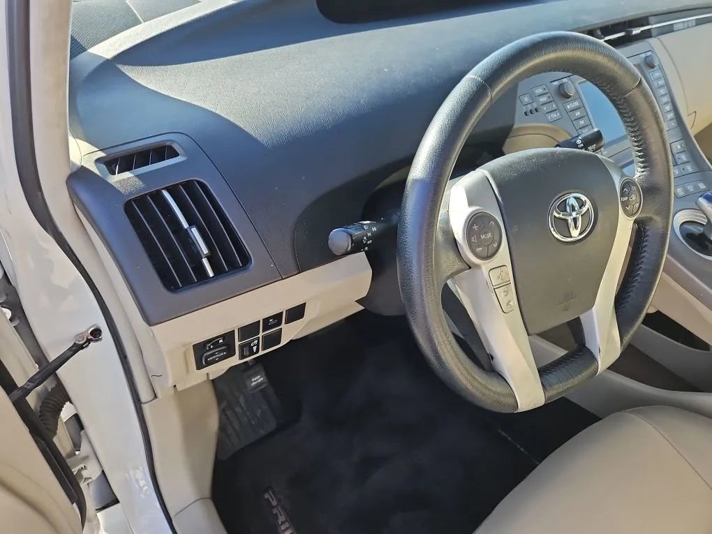 Used 2012 Toyota Prius Four w/ Deluxe Solar Roof Pkg image 30