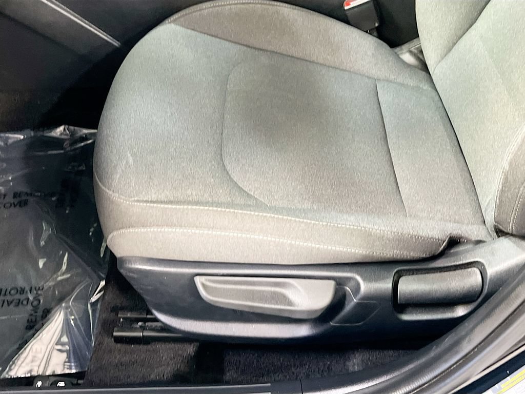 Used 2025 Kia K4 FWD image 18