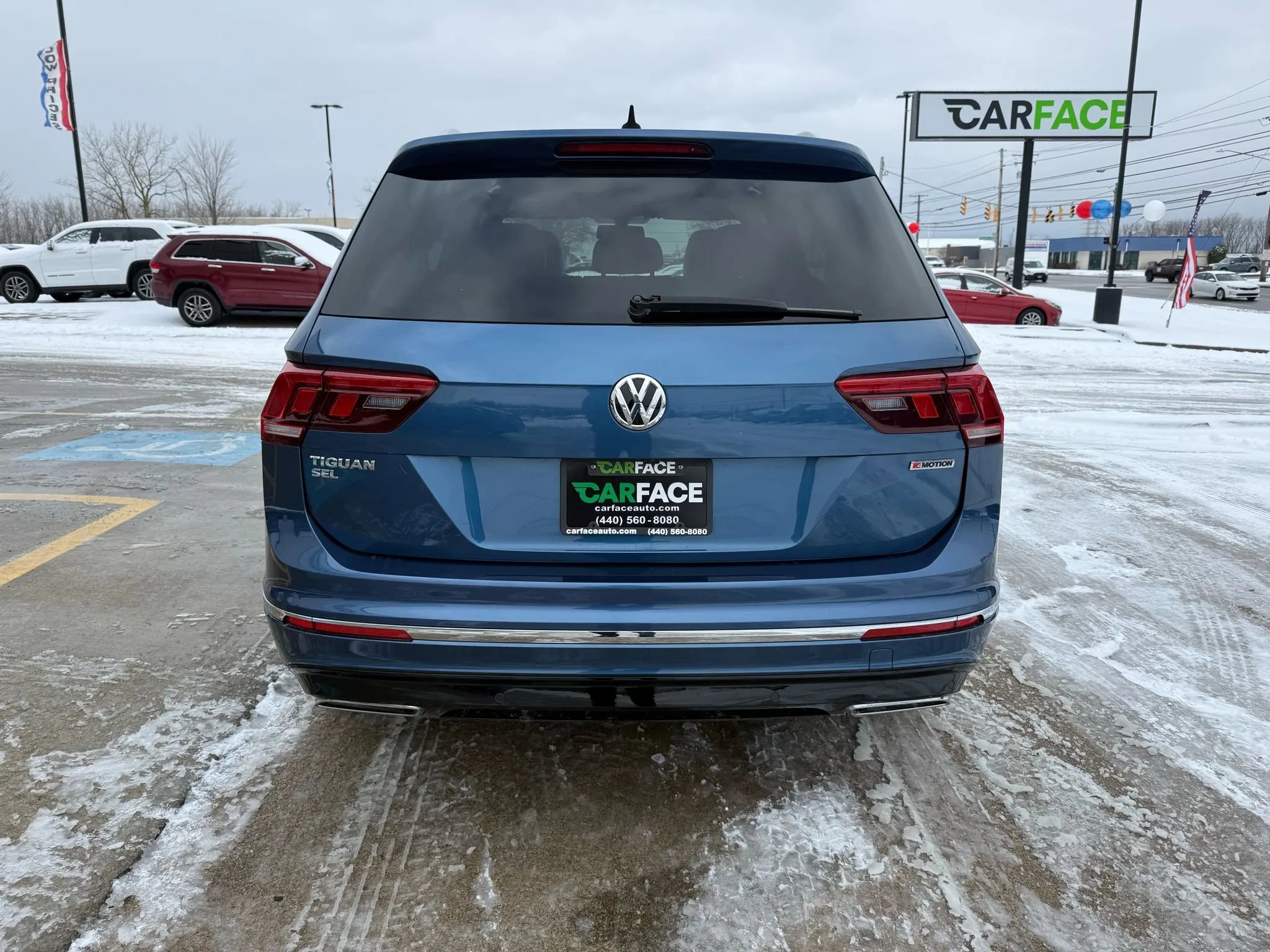 Used 2019 Volkswagen Tiguan SEL R-Line image 11