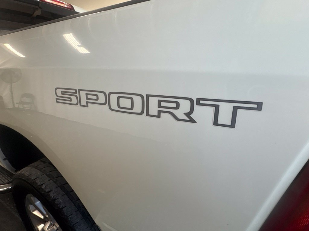 Used 2024 RAM 2500 Laramie w/ Sport Appearance Package AWD/4WD image 15