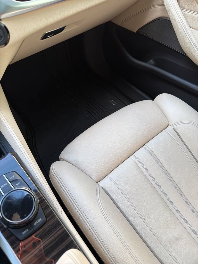 Used 2018 BMW M550i xDrive AWD/4WD image 5