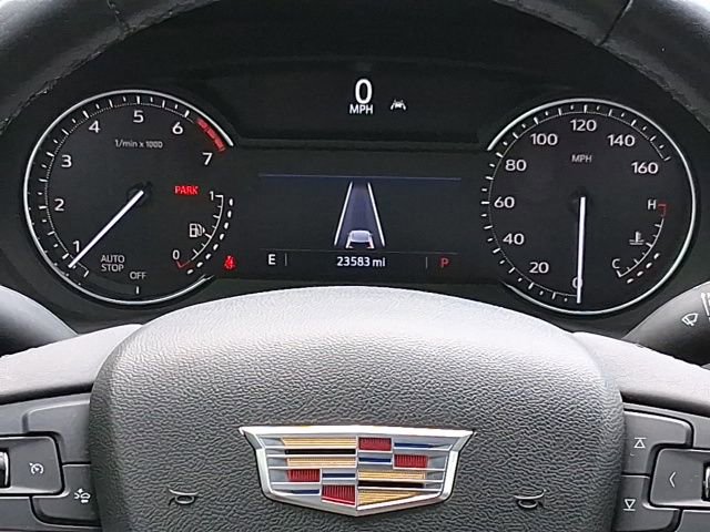 Used 2021 Cadillac XT4 Luxury w/ Driver Awareness Package image 13