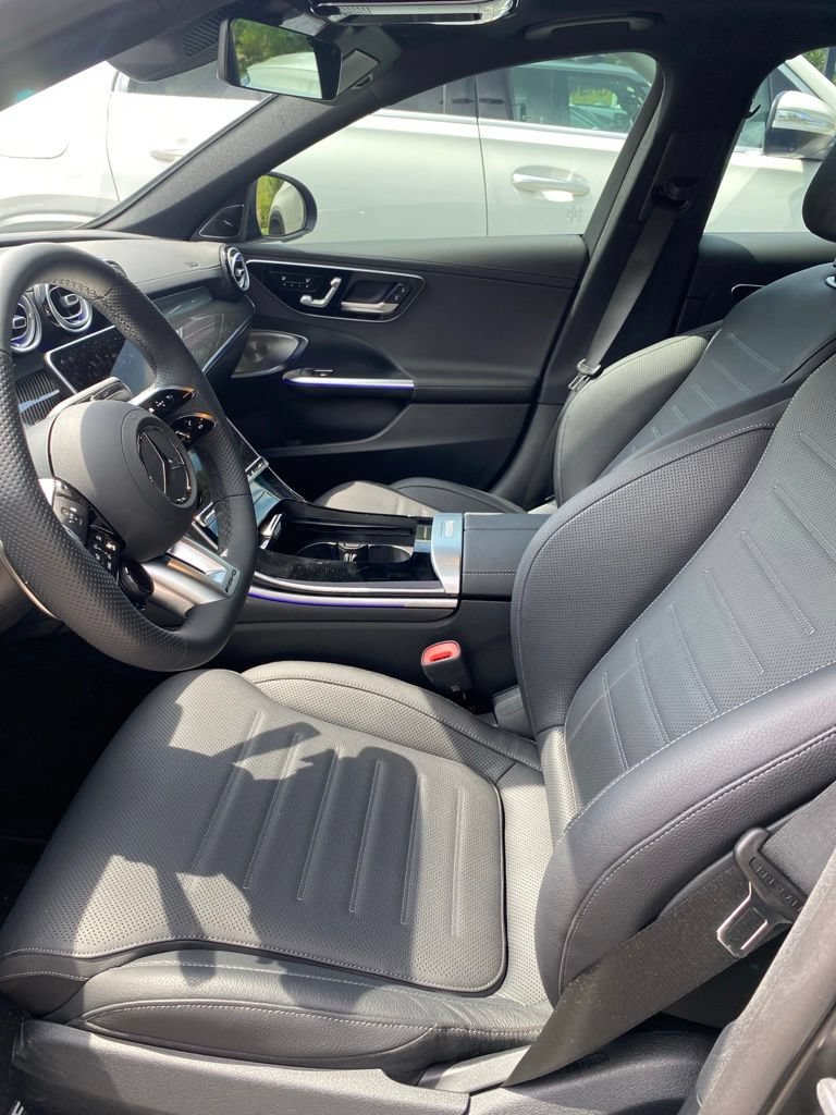 Used 2026 Mercedes-Benz C 43 AMG 4MATIC Sedan image 5