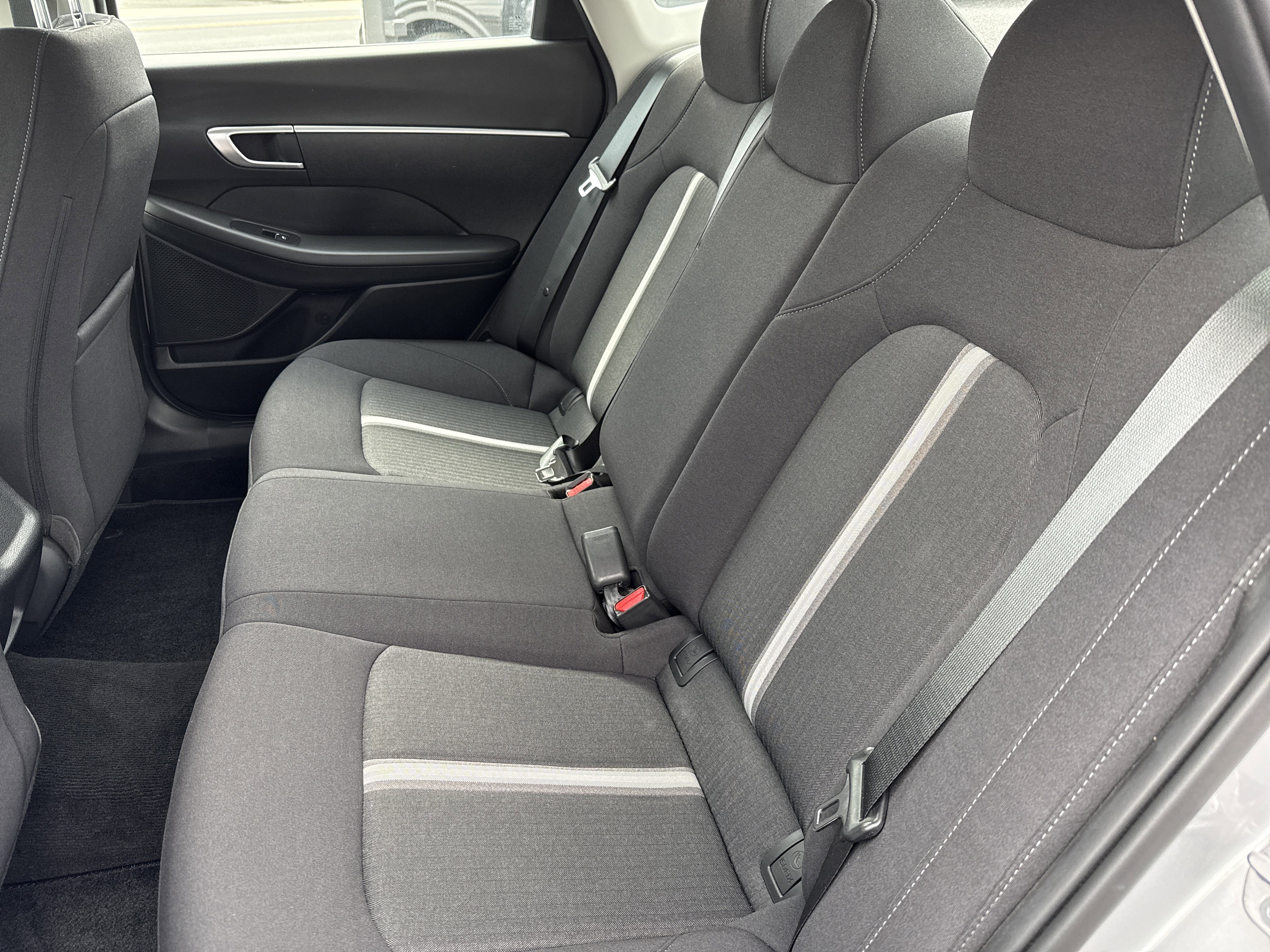 Used 2023 Hyundai Sonata SE image 13