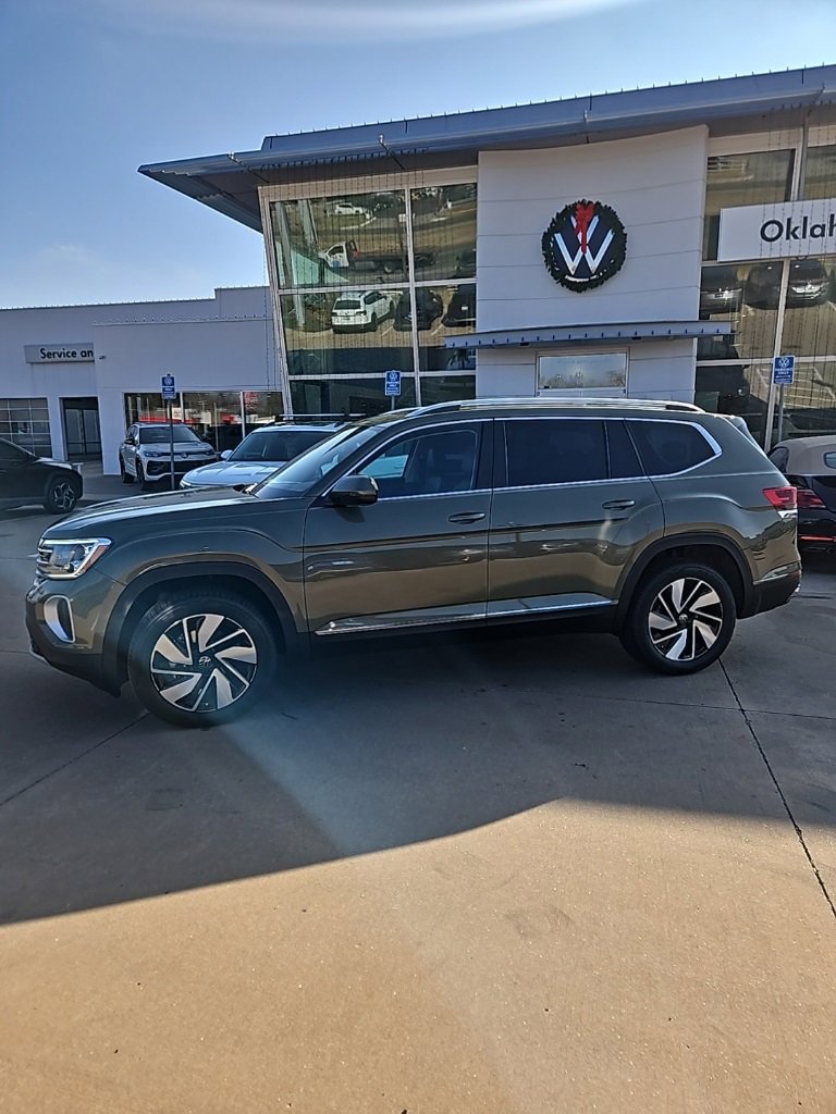 New 2026 Volkswagen Atlas SEL image 8