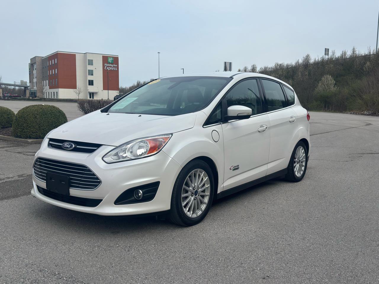 Used 2015 Ford C-MAX Energi SEL w/ Equipment Group 301A image 9