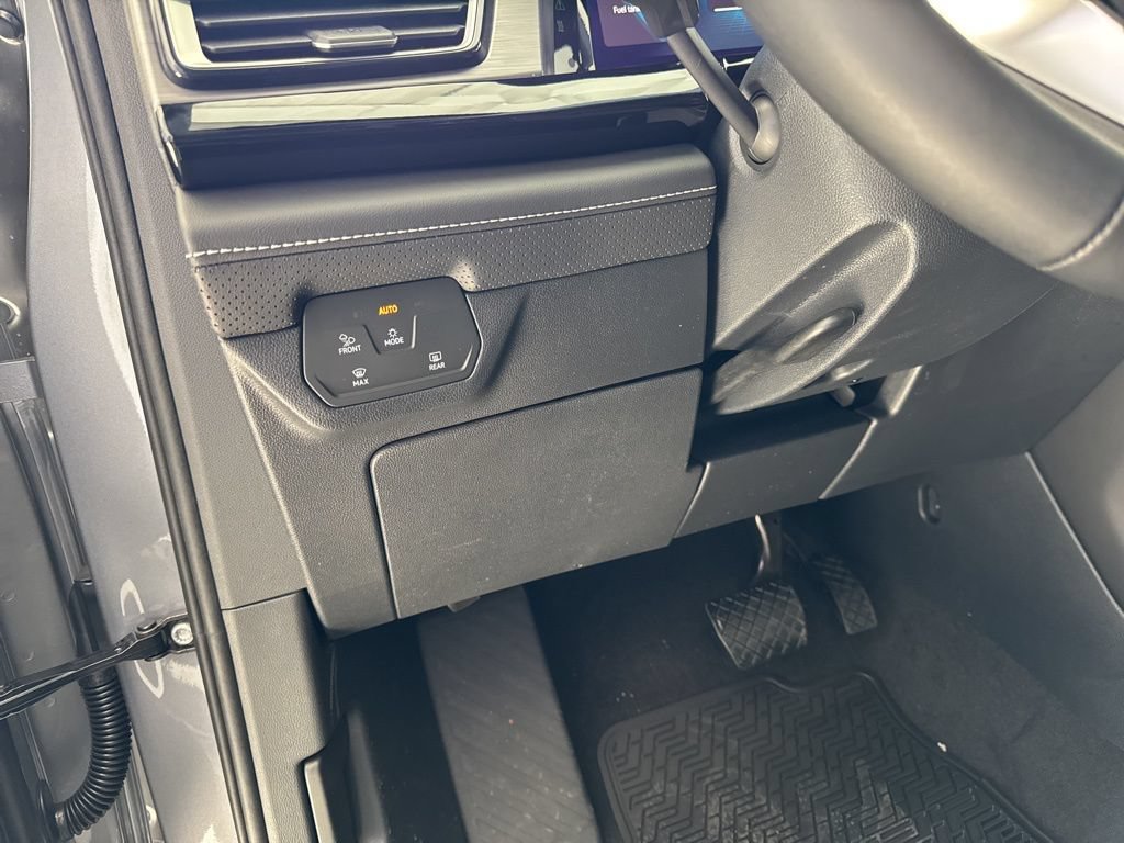 New 2026 Volkswagen Atlas Cross Sport SE AWD/4WD image 14