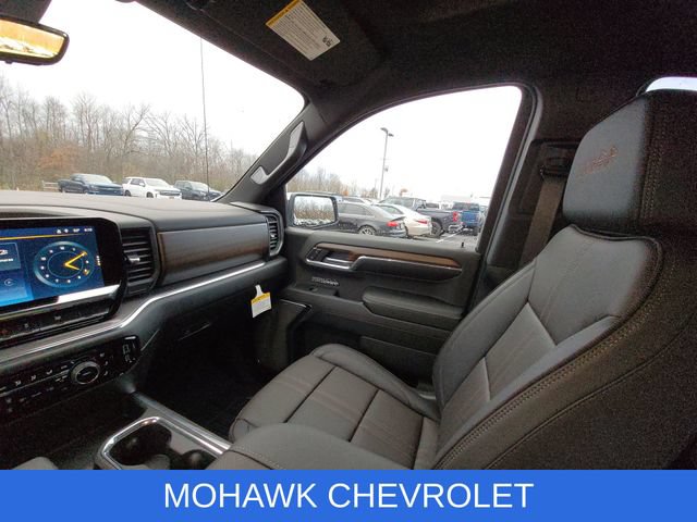 Certified 2024 Chevrolet Silverado 1500 High Country w/ Technology Package AWD/4WD image 11